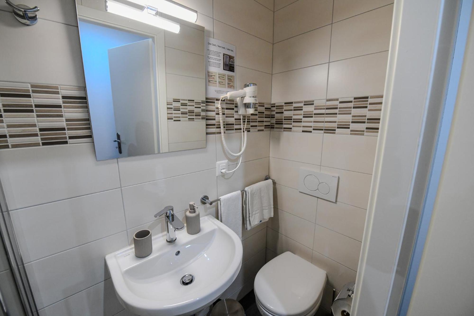 Hotel De France La Chaux De Fonds Kültér fotó